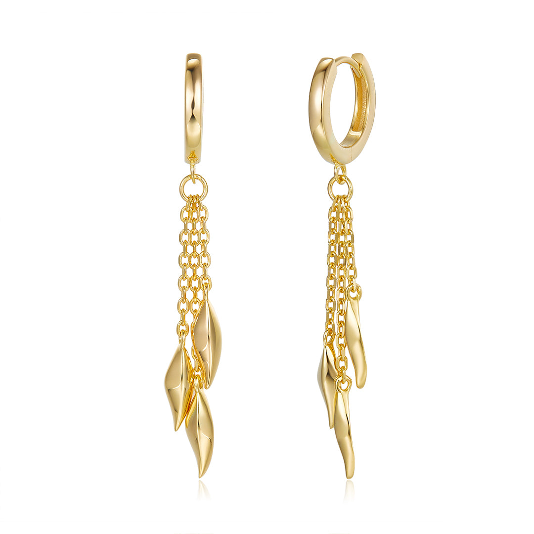 vera design cape tassel eyrnalokkar gull gjof fyrir hana islensk skartgripahonnun